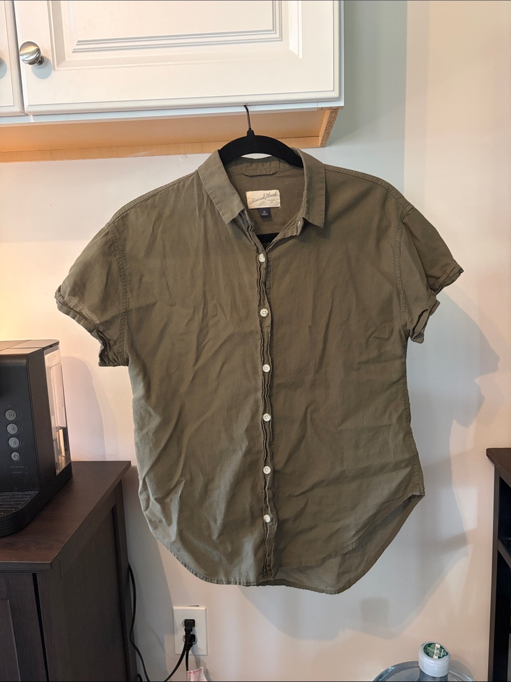 Universal Thread Olive Short Sleeve Button-Down Shirt